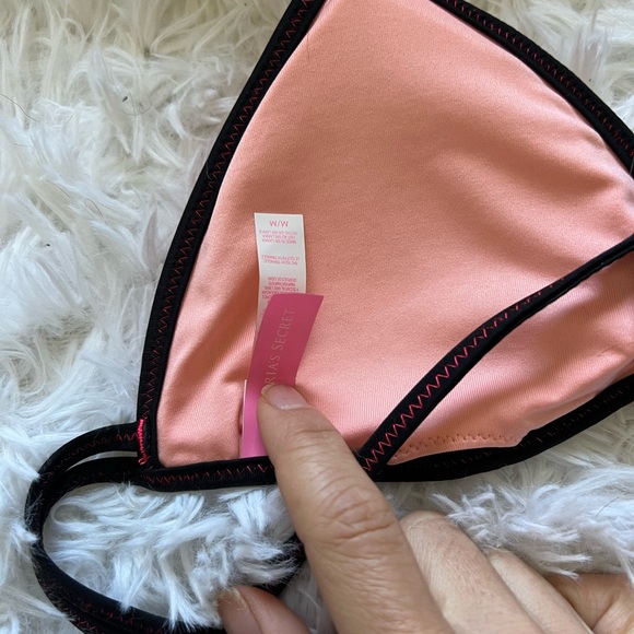 Victoria’s Secret string bikini - Picture 2 of 3
